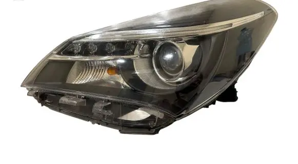 Toyota Yaris Headlight/headlamp 0D1600D161 0D1620D163