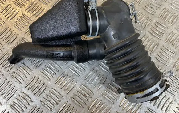 Lexus CT 200H Air intake duct part 1788037190 1788137220 1789337050