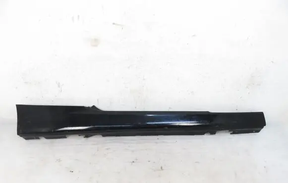 BMW 3 E92 E93 Front sill (body part) 51777130874