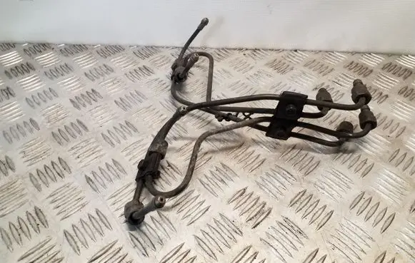 Hyundai Galloper Fuel injector supply line/pipe 