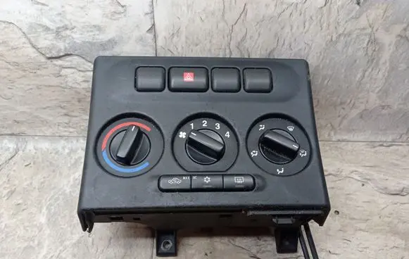 Opel Zafira A Climate control unit 90559839 90589777