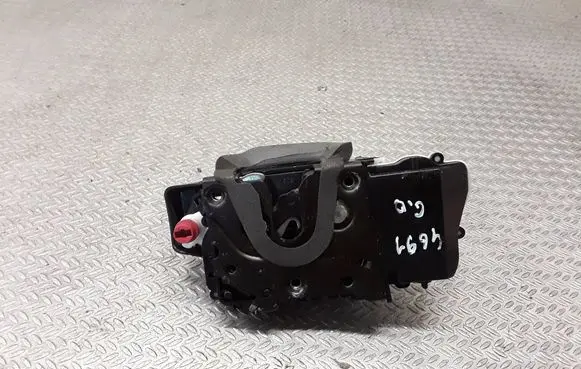 Peugeot 607 Rear door lock