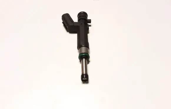 Fuel injector