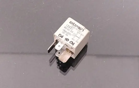 Audi A4 S4 B8 8K Other relay 8E0951253
