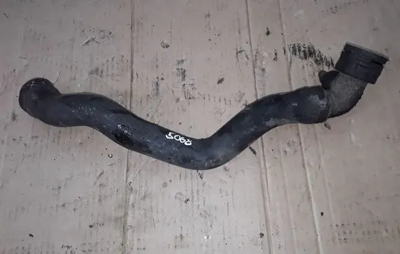 Audi Q7 4L Engine coolant pipe/hose NOCODE