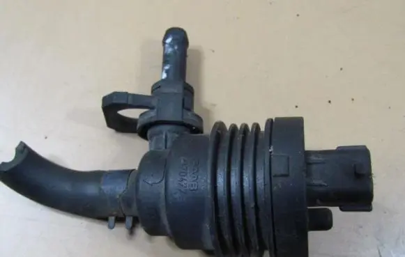 Saab 9-3 Ver1 Vacuum valve 4370477