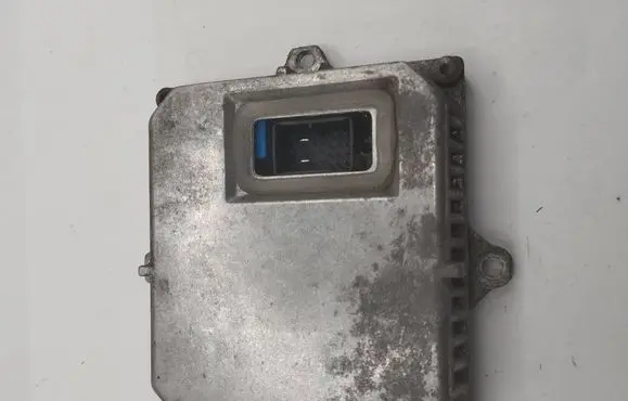 Ford Mondeo Mk III Xenon control unit/module 1S7112B655AA 1307323064