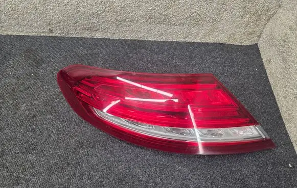Mercedes-Benz C W205 Rear/tail lights A2059066300