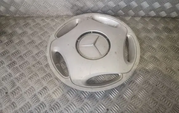 Mercedes-Benz E W210 R15 wheel hub/cap/trim A2104010024