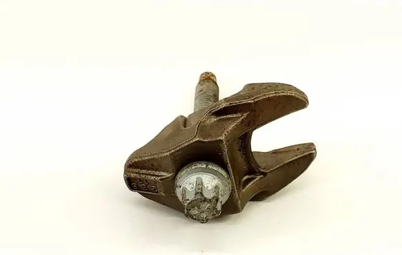Ford C-MAX II Fuel Injector clamp holder