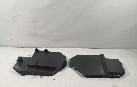 Audi A4 S4 B7 8E 8H Bluetooth control unit holder 8E0035613 8E0035619