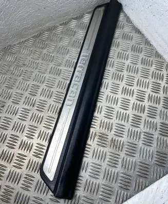 Hyundai Terracan Front sill trim cover 84250H1002