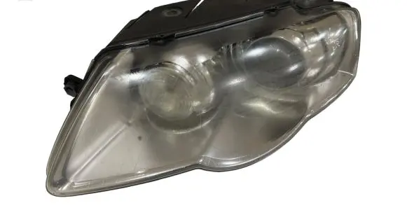 Volkswagen PASSAT B6 Headlight/headlamp 3C0941751G 89312650