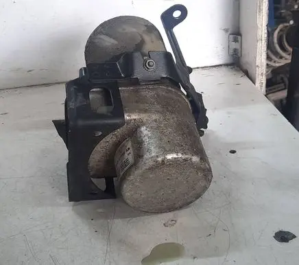 Volkswagen Polo IV 9N3 Power steering pump 6Q0423156AB
