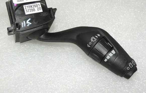 Ford Focus Wiper control stalk AV6T17A553AC