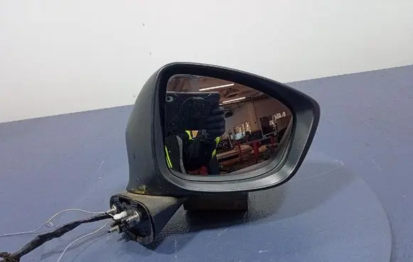 Mazda CX-5 Front door electric wing mirror 