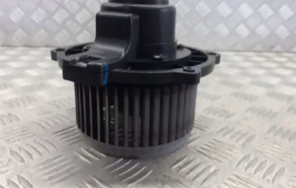 Chevrolet Lacetti Front door blower motor 614470