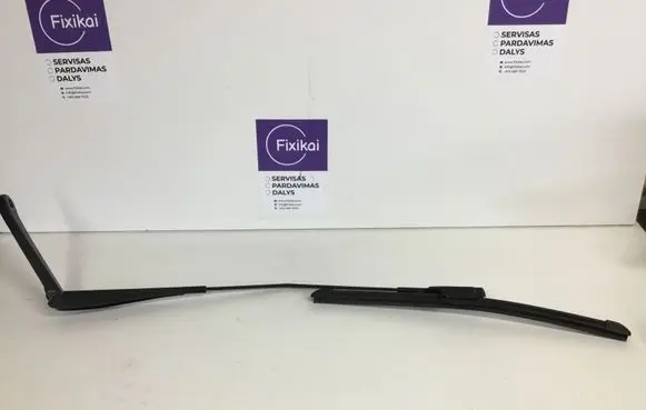 Ford Fiesta Front wiper blade arm 8A6117526BD