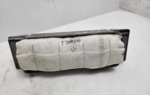 Audi A4 S4 B7 8E 8H Passenger airbag 8E1880204B
