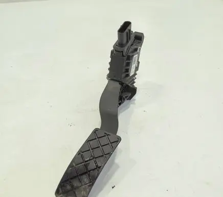 Volkswagen Golf VII Accelerator throttle pedal 5Q1723503F
