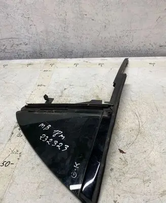 Mercedes-Benz CLA C117 X117 W117 Rear vent window glass 