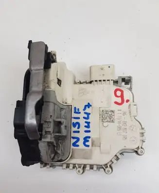 Audi A5 Front door lock 8X2837015