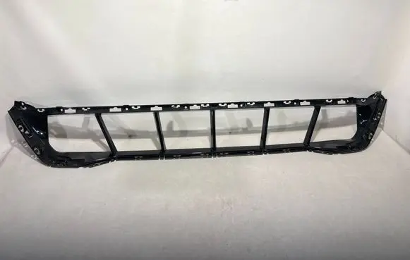 BMW 5 G60 G61 Front bumper lower grill 8084629