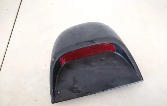 Subaru Legacy Third/center stoplight