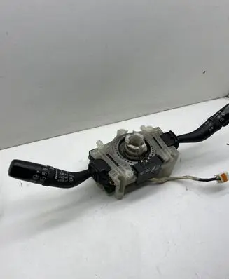 Mazda 6 Indicator stalk 17D318