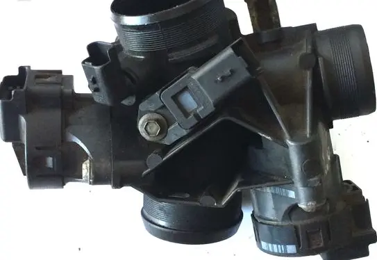 Peugeot 407 Throttle valve 25347904 PA6T61GF60