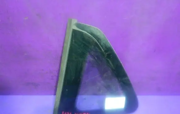 Ford Mondeo MK IV Rear side window