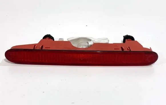 Toyota ProAce City Third/center stoplight 9682830180