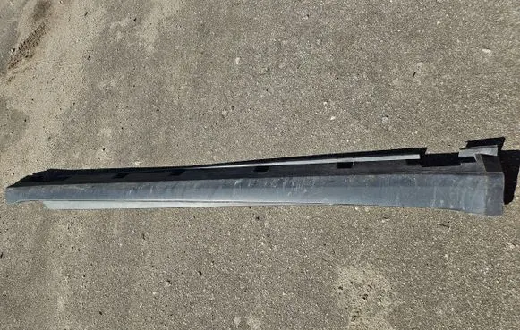 Mercedes-Benz GL X164 Ladder A1646901040