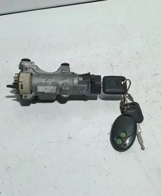 Audi A4 S4 B5 8D Ignition lock 4D0905851A