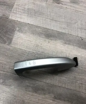 Volkswagen PASSAT B7 Front door exterior handle 3C0837209