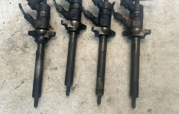 Ford Fusion Fuel injectors set 0445110239 606680