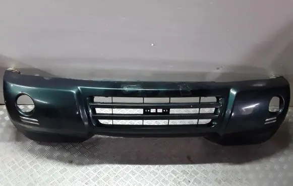Mitsubishi Pajero Front bumper