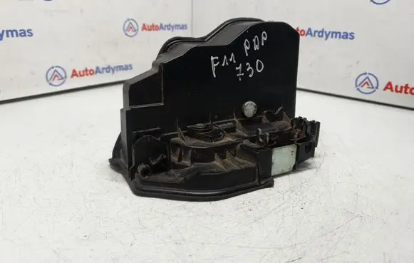 BMW 5 F10 F11 Front door lock 7229458 51217229458