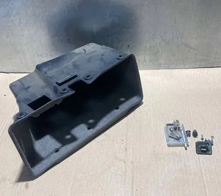 Mercedes-Benz E W124 Glove box frame 1246890091 14015