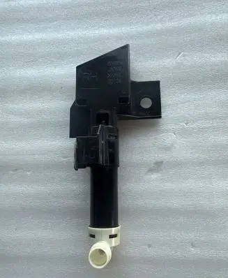 Toyota GT 86 Headlight washer spray nozzle 
