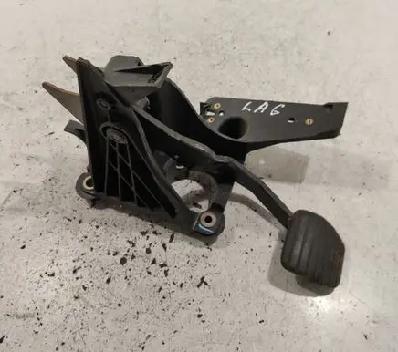 Renault Laguna II Brake pedal 8200002853