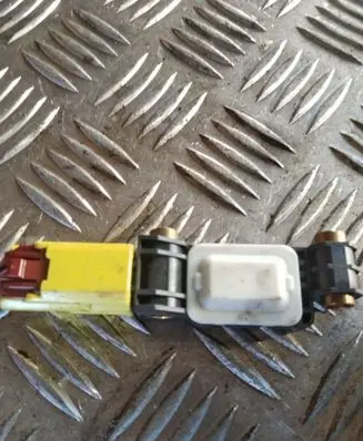 Audi A4 S4 B7 8E 8H Airbag deployment crash/impact sensor 8E0959643B 011413061005 6332ARB400C107D8L