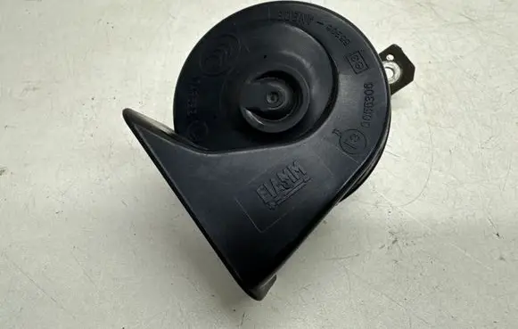 Volvo XC70 Horn signal 08635071