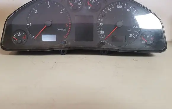Audi A6 S6 C5 4B Speedometer (instrument cluster) 4B0920932Q