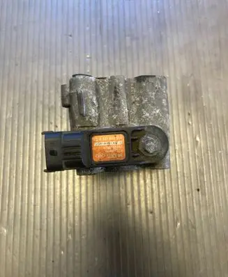 Nissan X-Trail T31 Air pressure sensor 0281002958 8200685263