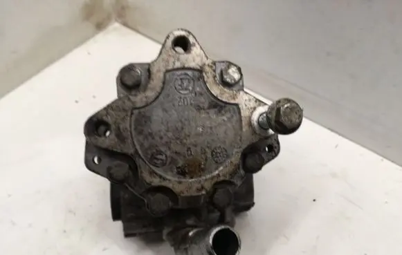 Jaguar S-Type Power steering pump 4R833A674AB