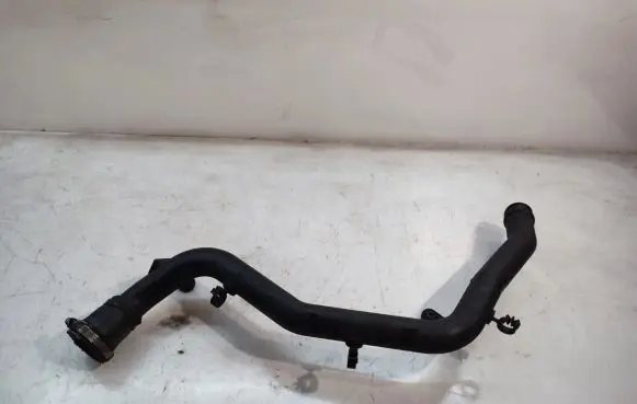 Audi Q7 4L Intercooler hose/pipe 7L6145795S