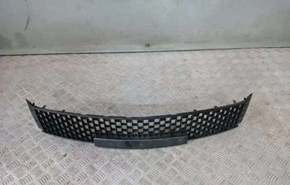 Chrysler Ypsilon Front bumper lower grill 735486083