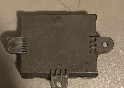 Volvo V70 Door control unit/module 7G9T14B534BE 14C236BA 0507918400
