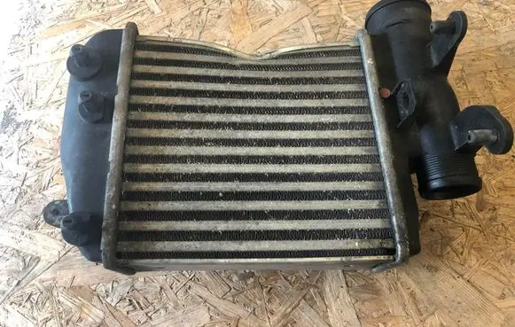 Audi A6 S6 C6 4F Intercooler radiator